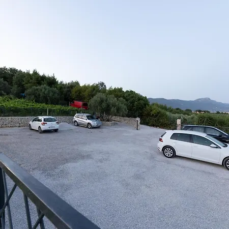 Villa Bijaci *