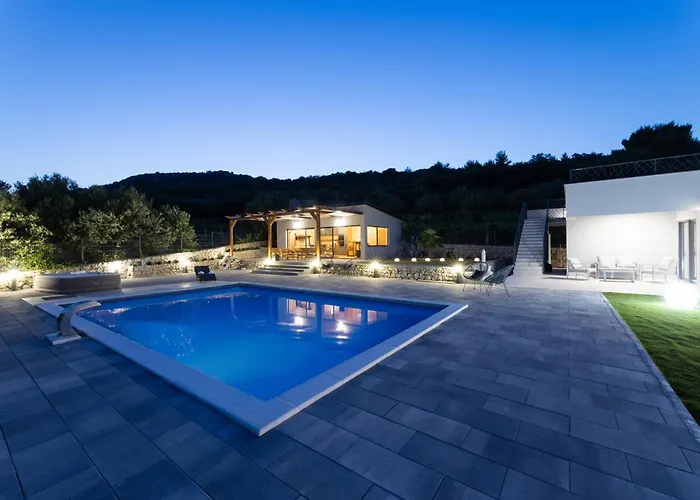 Bijaci Villa