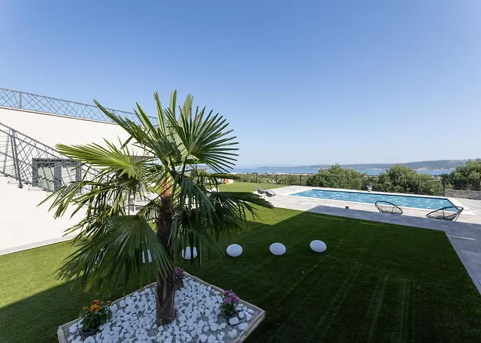 Bijaci Villa