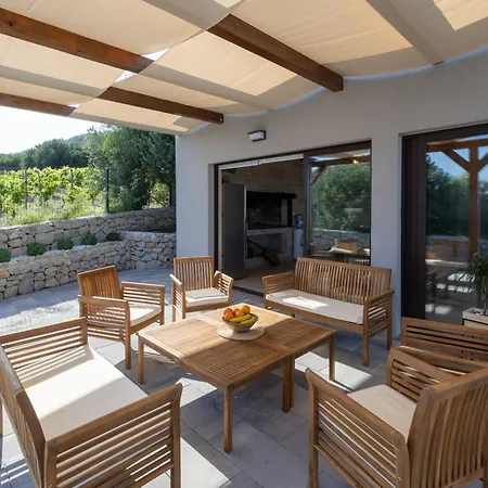 Bijaci Villa Kaštel Novi